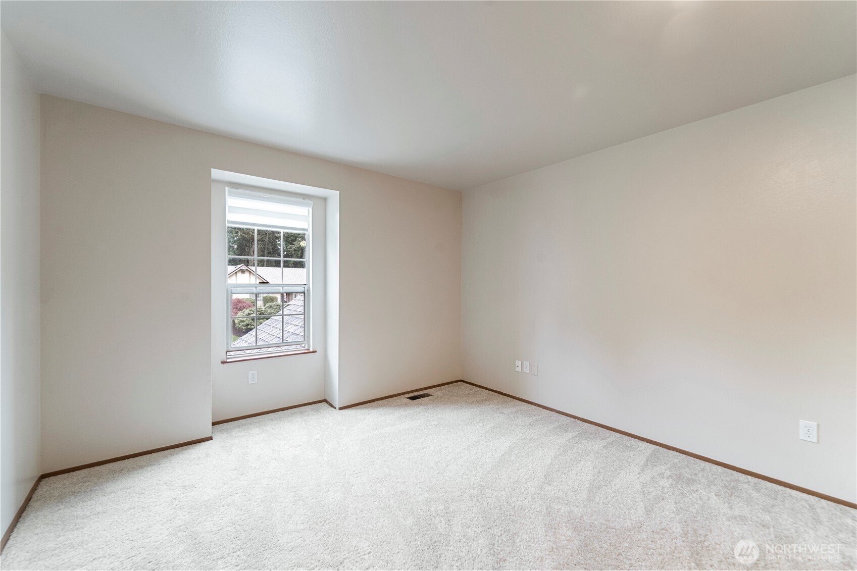 9614 175th Street Court East , Puyallup, WA 98375