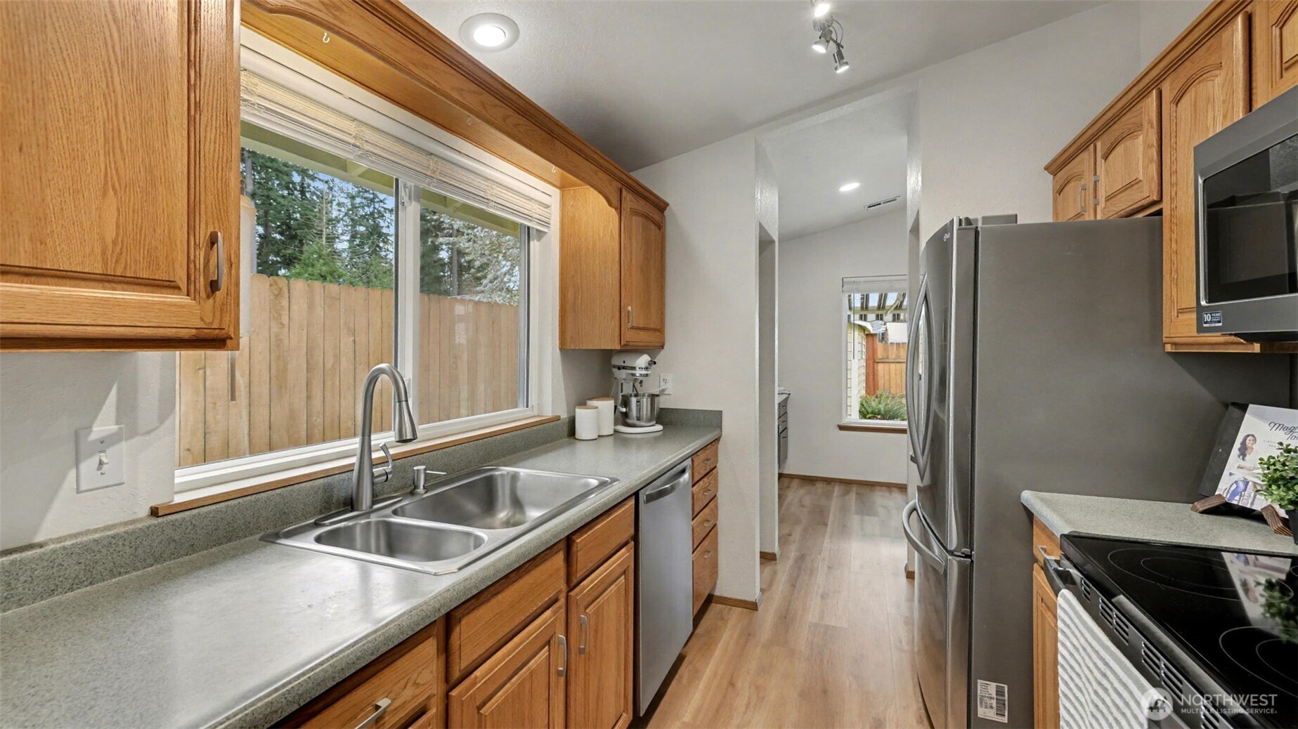 19808 SE 266th Court , Covington, WA 98042