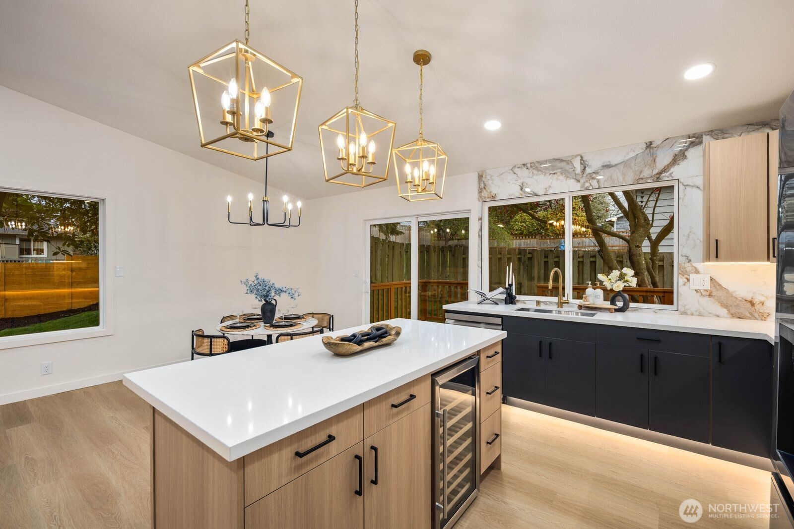 7211 182nd Street SW, Edmonds, WA 98026-5558