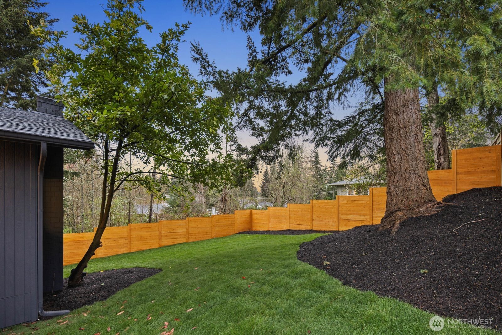 7211 182nd Street SW, Edmonds, WA 98026-5558