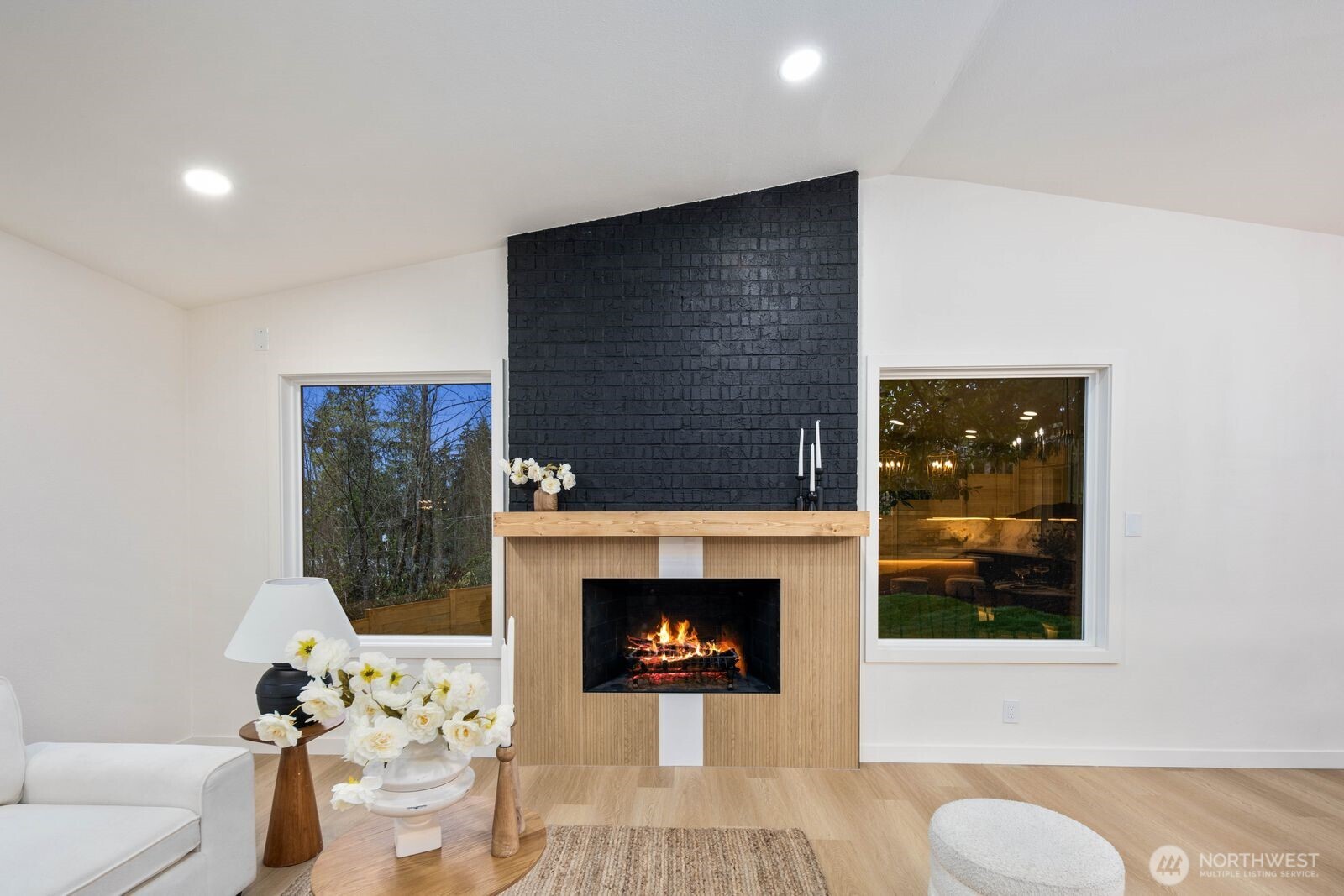 7211 182nd Street SW, Edmonds, WA 98026-5558