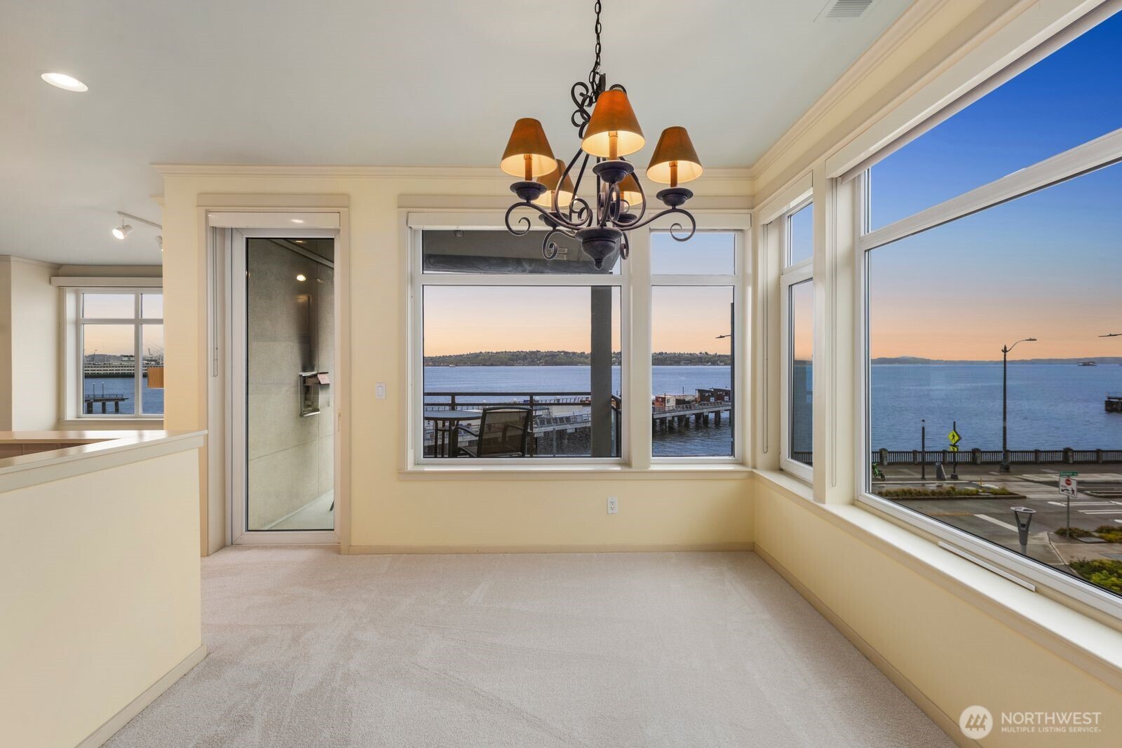 1900 Alaskan Way #316, Seattle, WA 98101