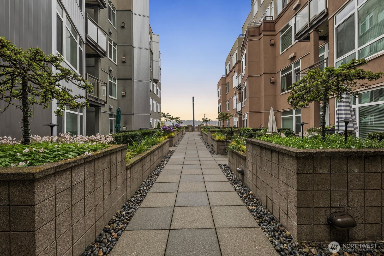 1900 Alaskan Way #316, Seattle, WA 98101