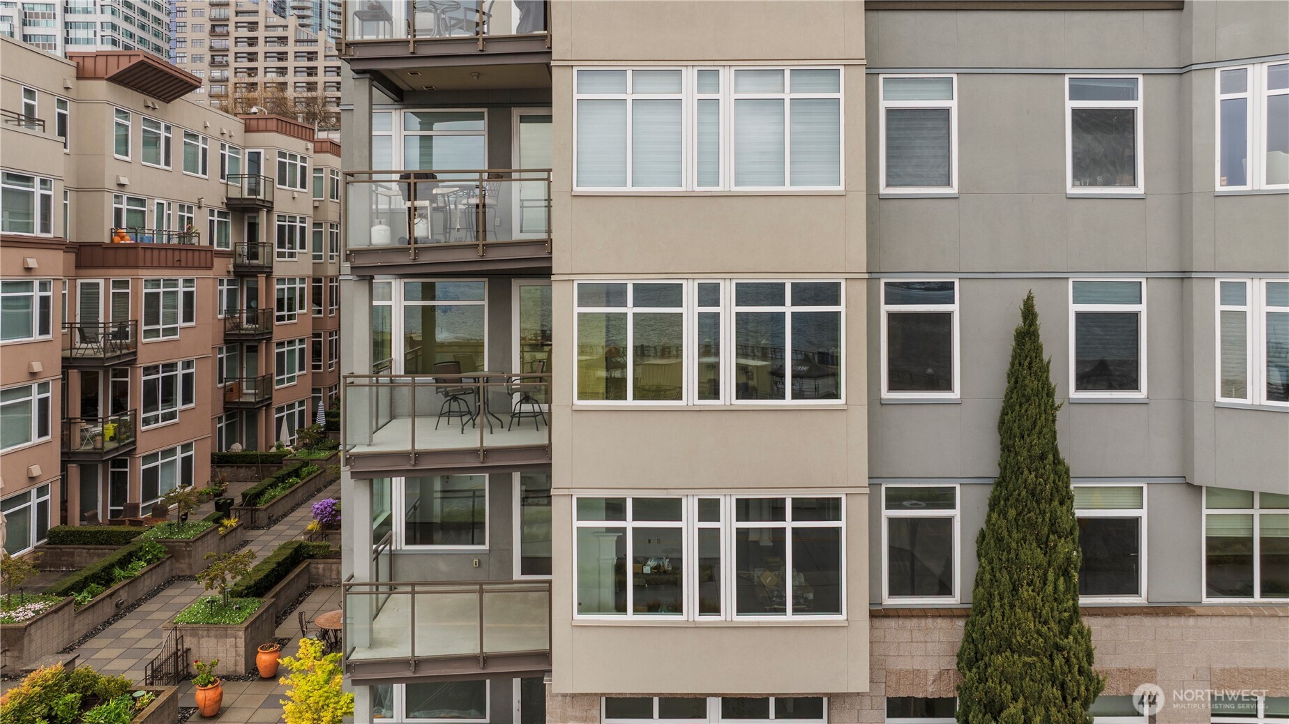 1900 Alaskan Way #316, Seattle, WA 98101