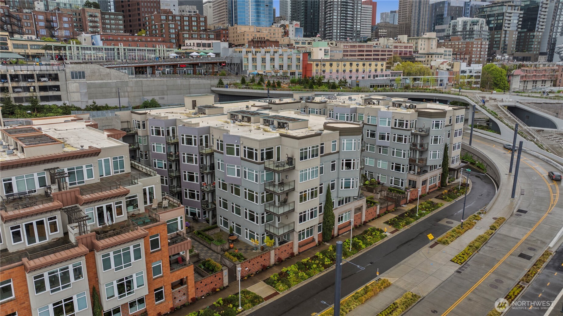1900 Alaskan Way #316, Seattle, WA 98101