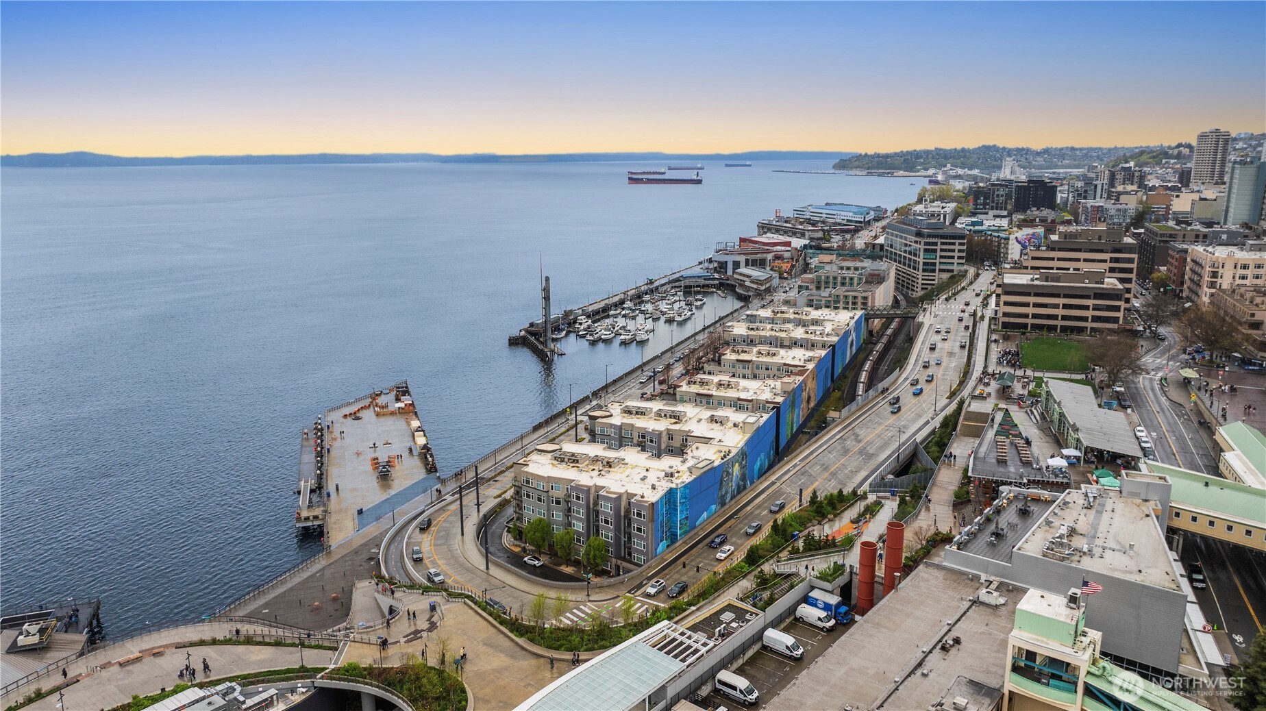 1900 Alaskan Way #316, Seattle, WA 98101