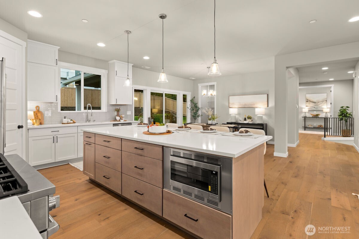 7907 S 132 Street , Seattle, WA 98178