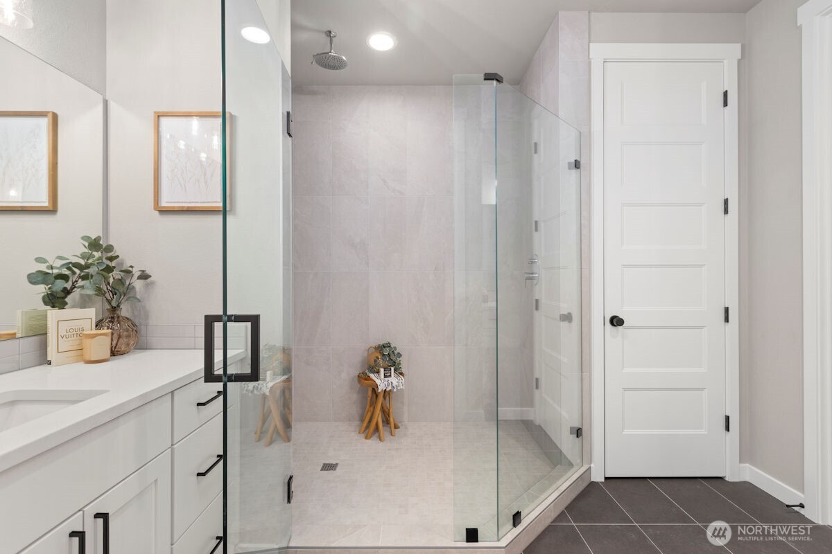 7907 S 132 Street , Seattle, WA 98178
