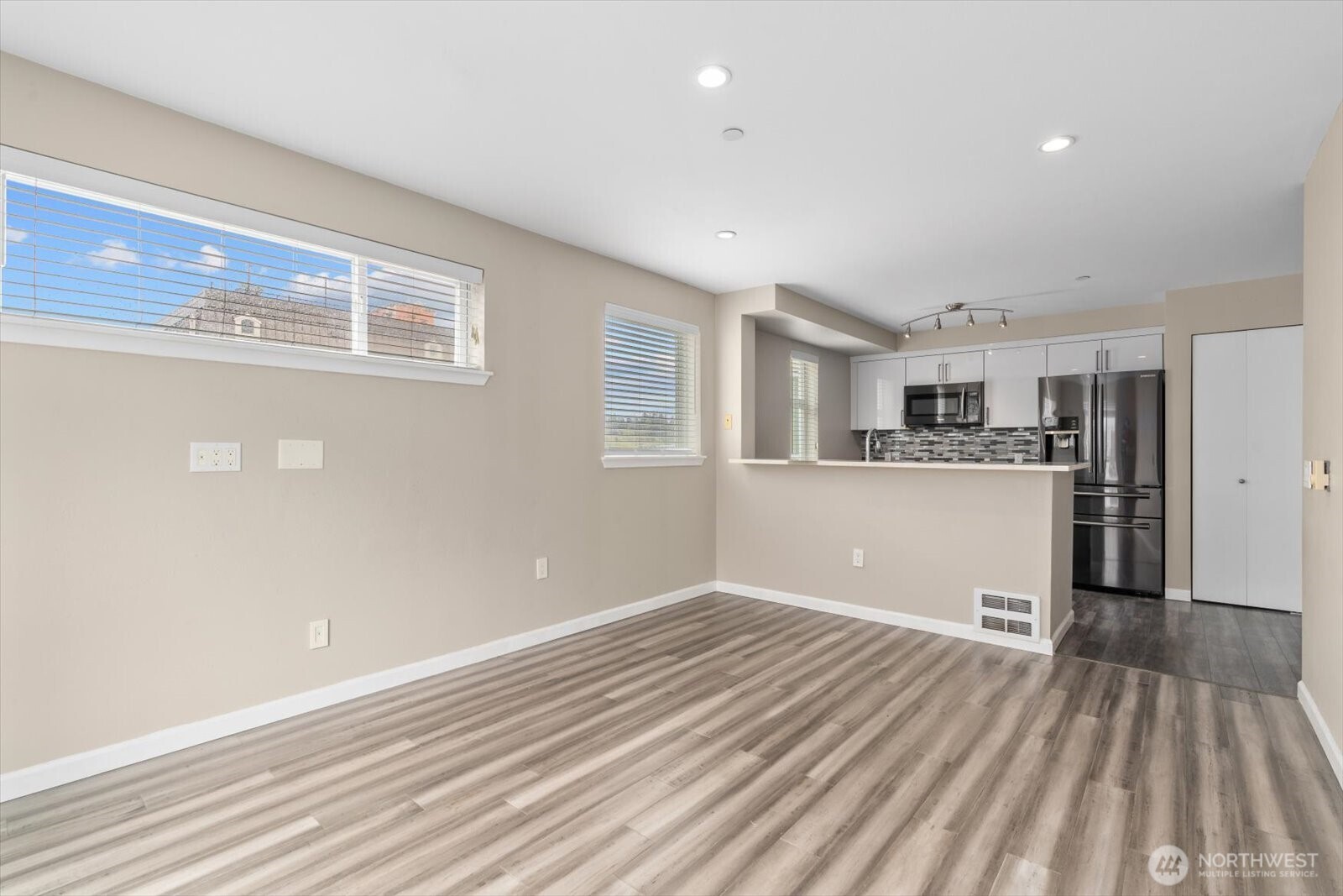 12334 31st Avenue NE #409, Seattle, WA 98125