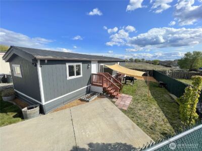900 N Grape Drive #49, Moses Lake, WA 98837