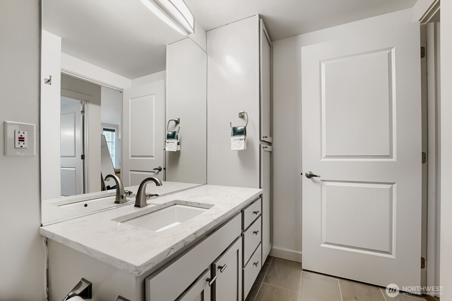 2607 Western Avenue #355, Seattle, WA 98121
