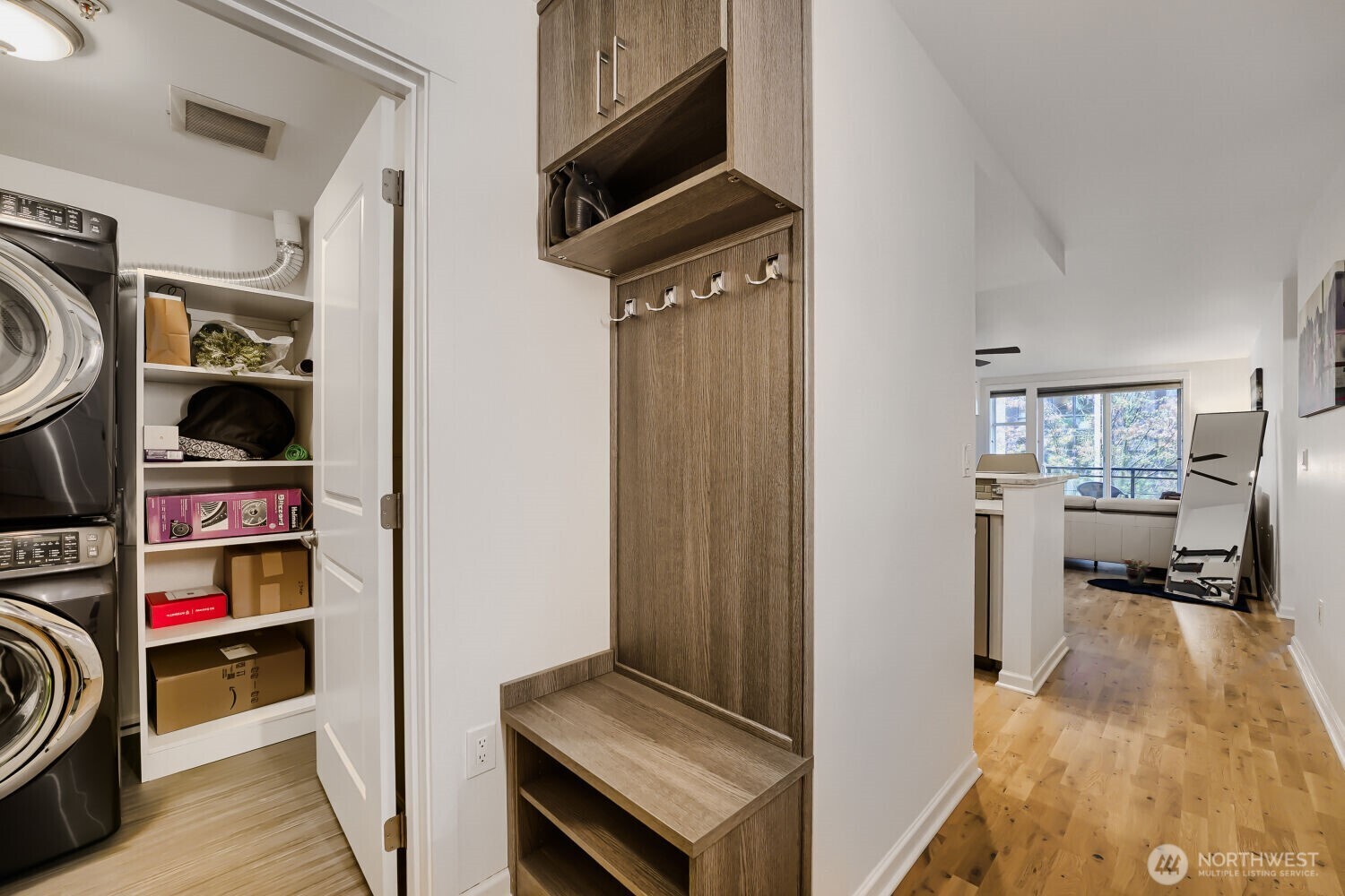 2607 Western Avenue #355, Seattle, WA 98121