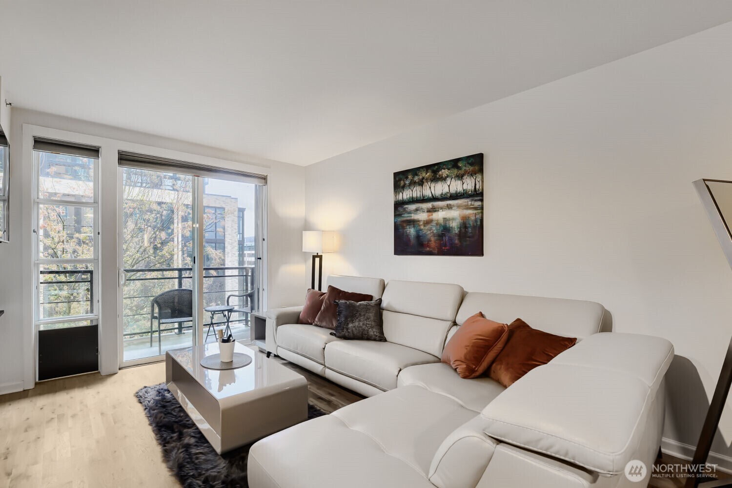 2607 Western Avenue #355, Seattle, WA 98121