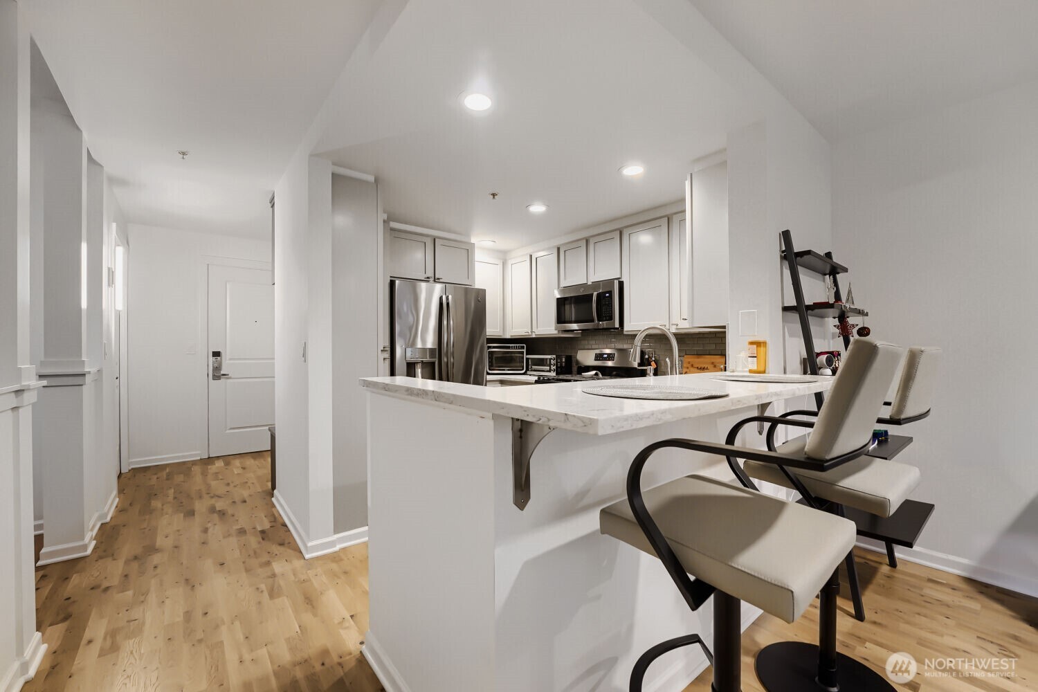 2607 Western Avenue #355, Seattle, WA 98121