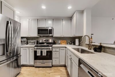 2607 Western Avenue #355, Seattle, WA 98121