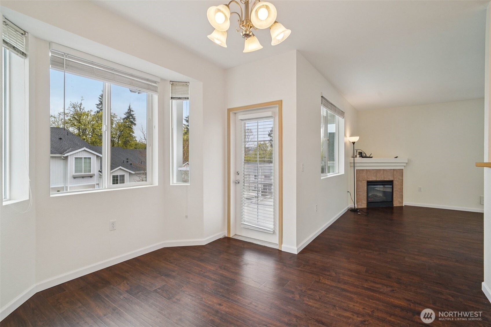 2906 SE 8TH Place #2111, Renton, WA 98058