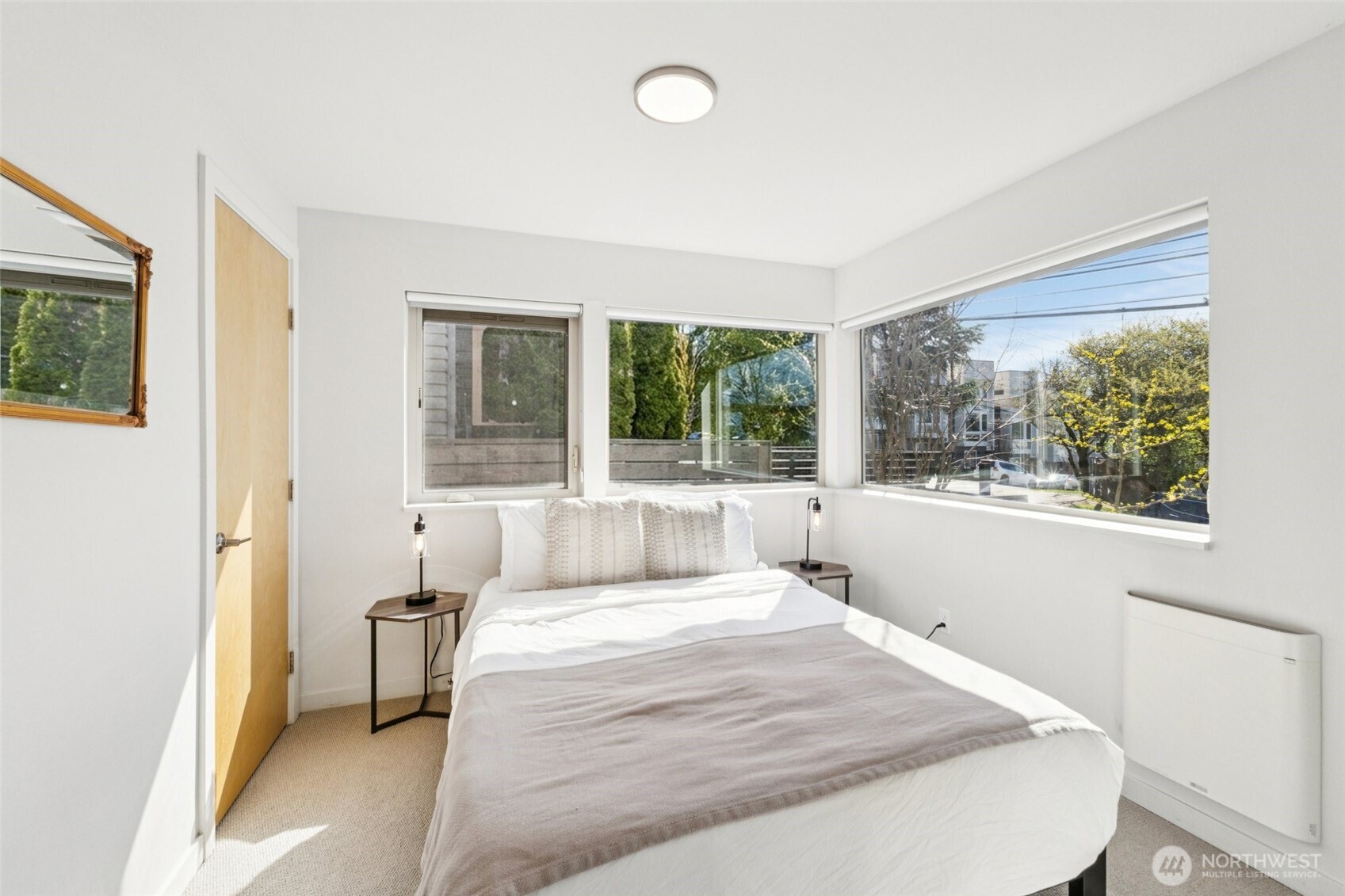 1432 S King Street , Seattle, WA 98144