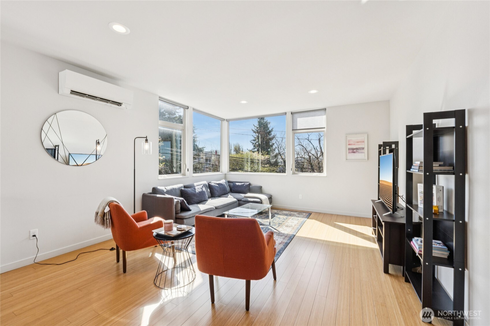1432 S King Street , Seattle, WA 98144