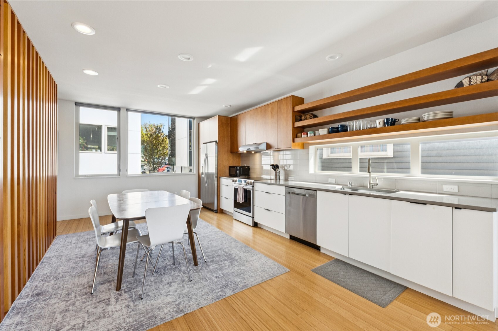1432 S King Street , Seattle, WA 98144
