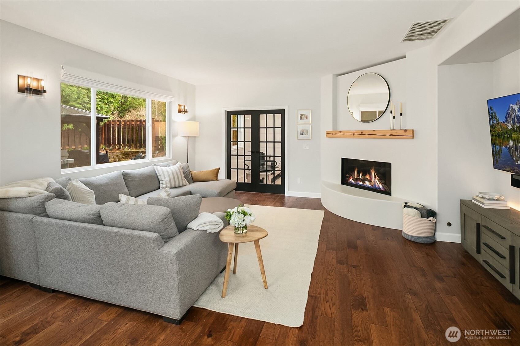 24046 SE 9th Court , Sammamish, WA 98075