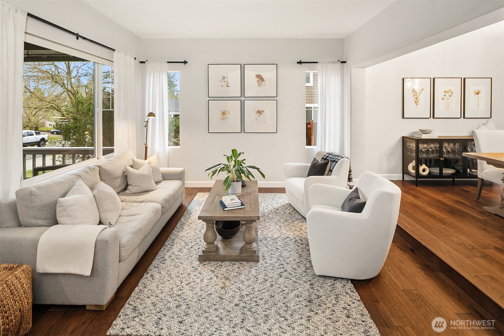 24046 SE 9th Court , Sammamish, WA 98075