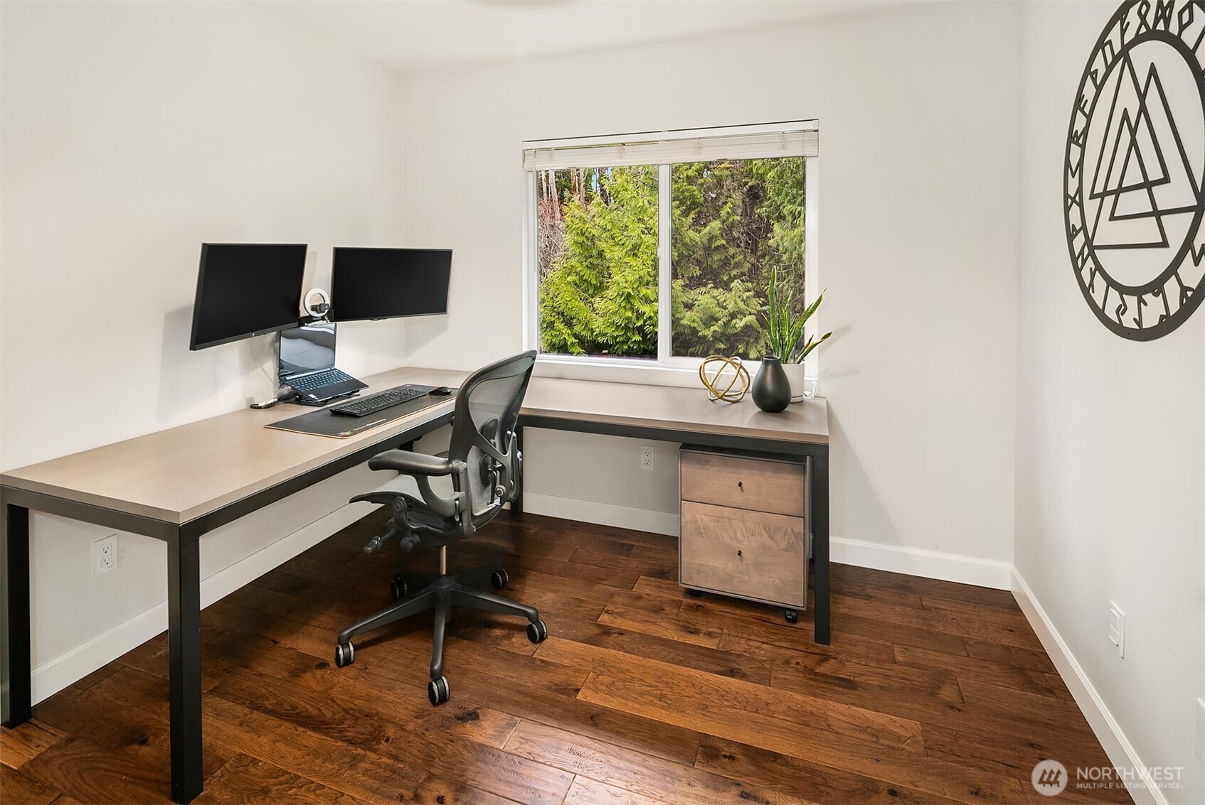 24046 SE 9th Court , Sammamish, WA 98075