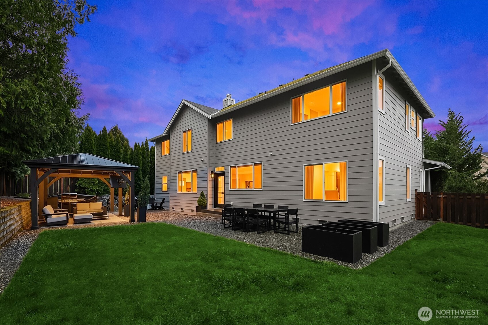 24046 SE 9th Court , Sammamish, WA 98075