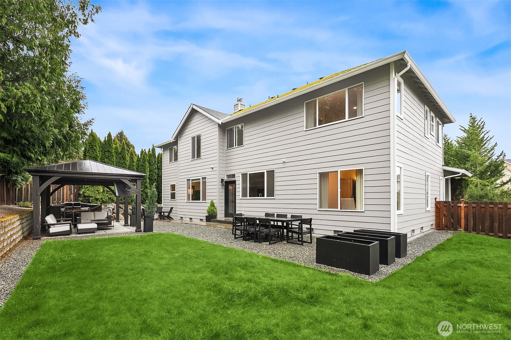 24046 SE 9th Court , Sammamish, WA 98075