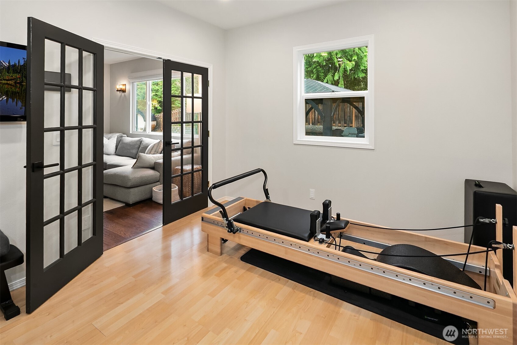 24046 SE 9th Court , Sammamish, WA 98075