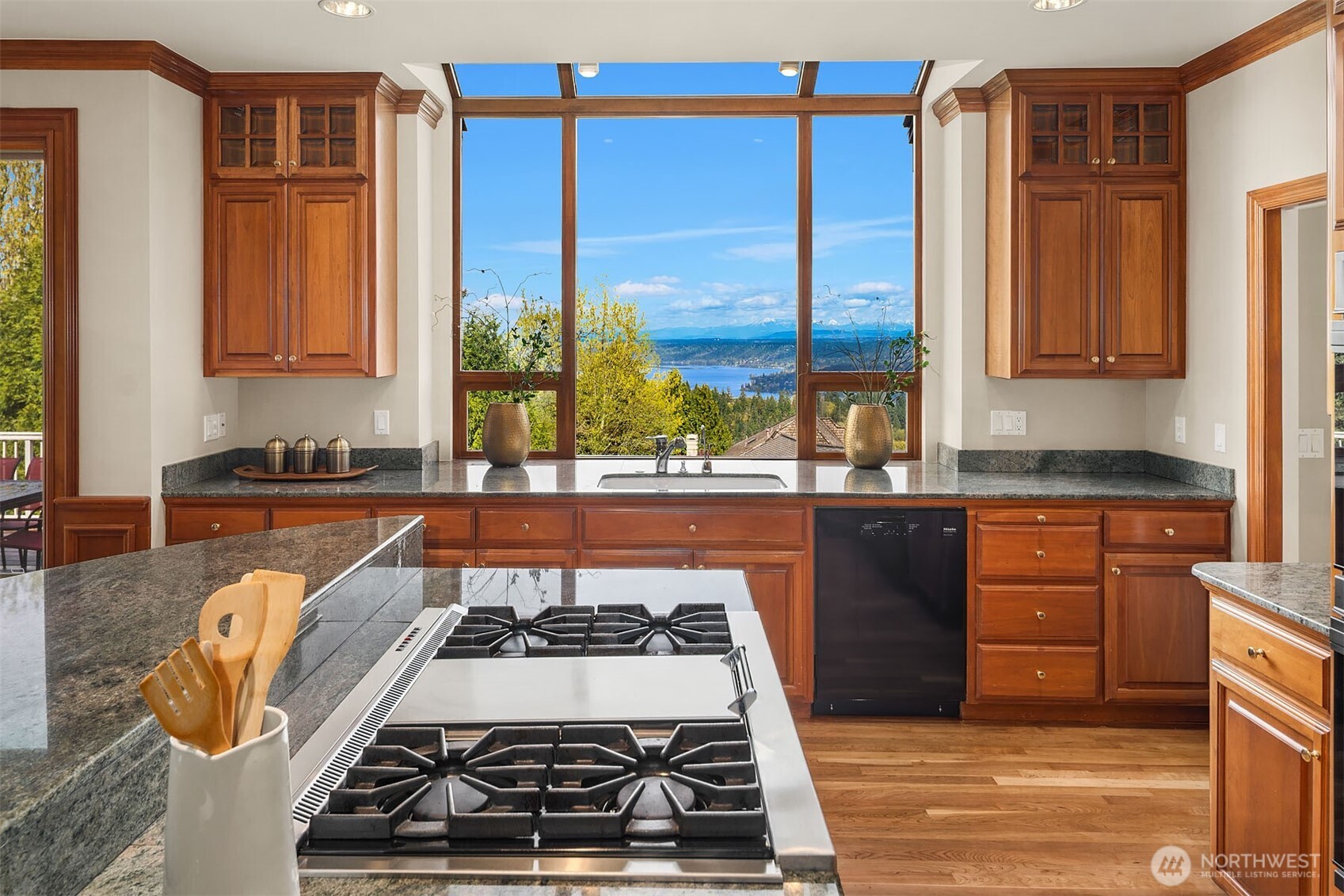 17120 SE 58th Street , Bellevue, WA 98006