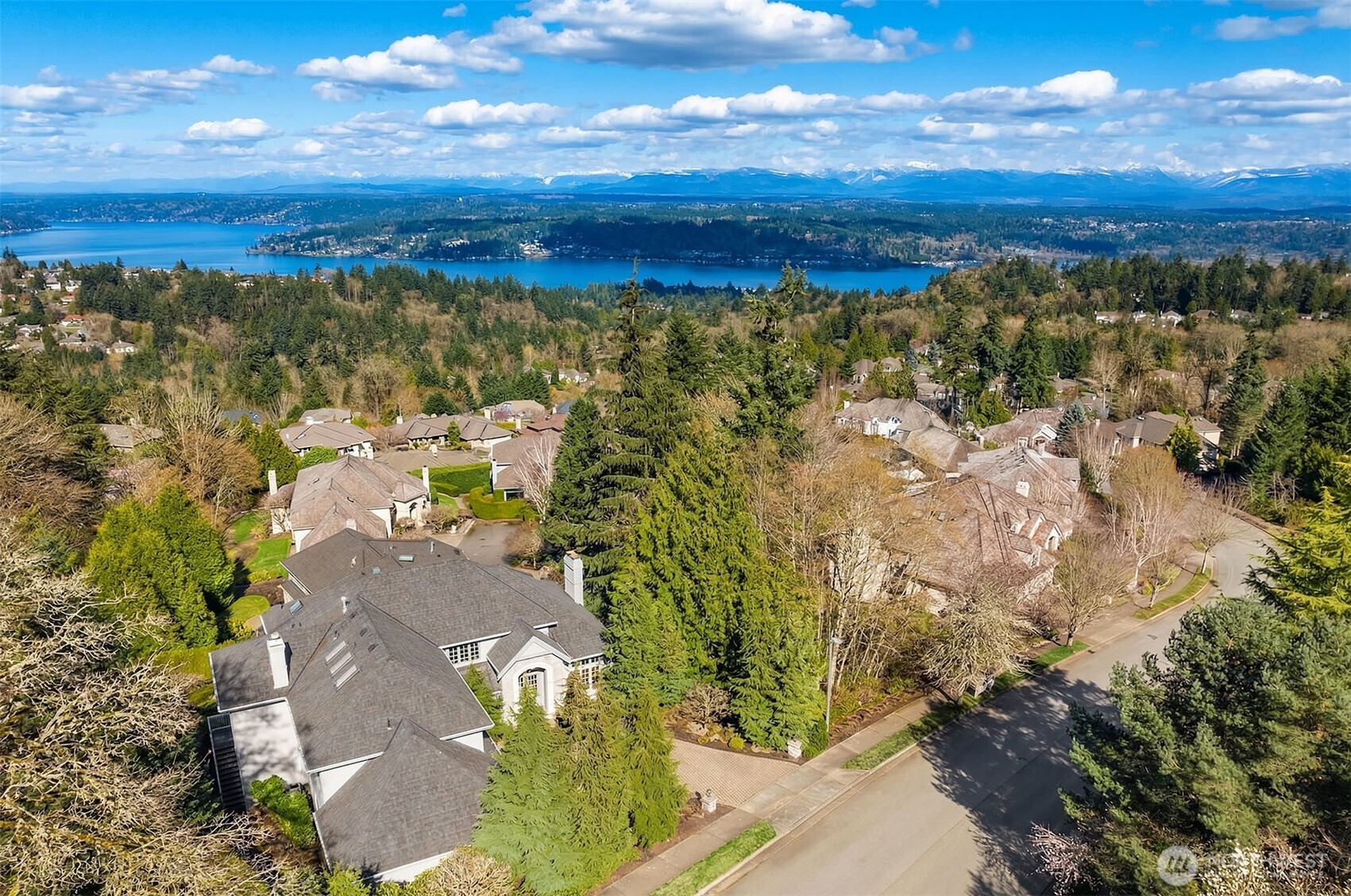 17120 SE 58th Street , Bellevue, WA 98006