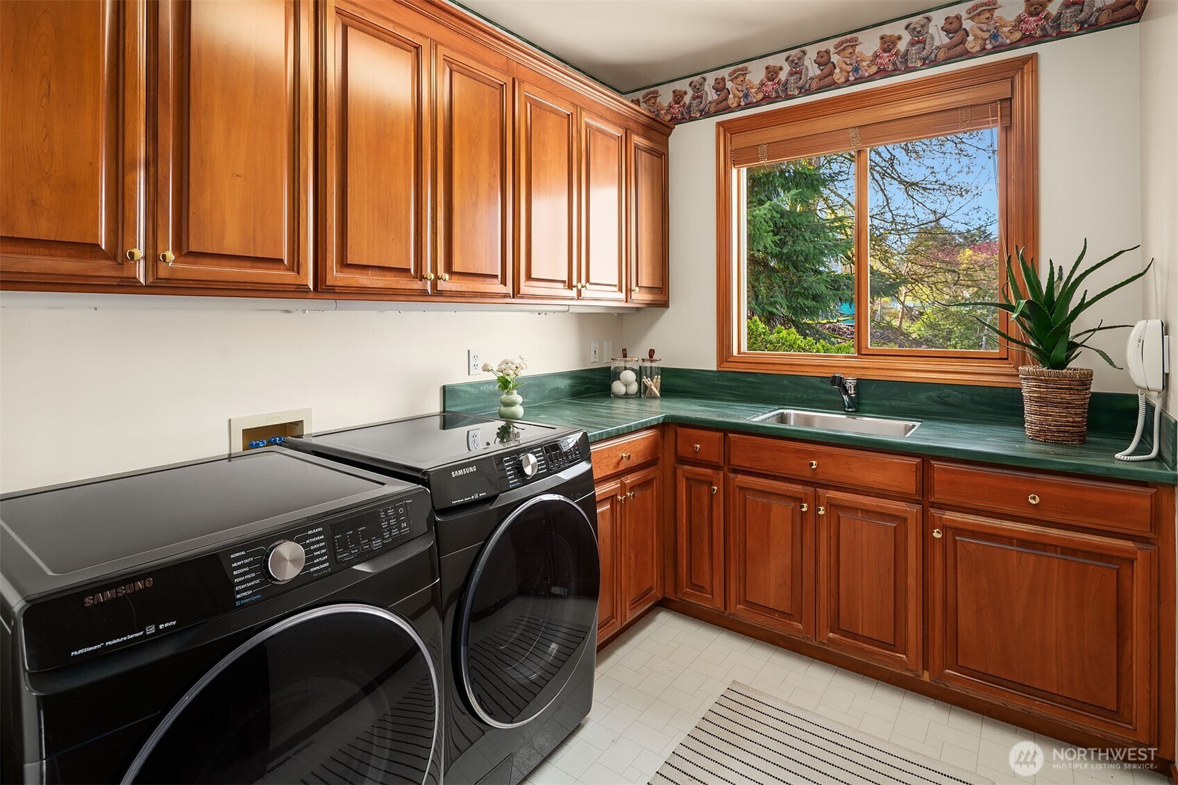17120 SE 58th Street , Bellevue, WA 98006