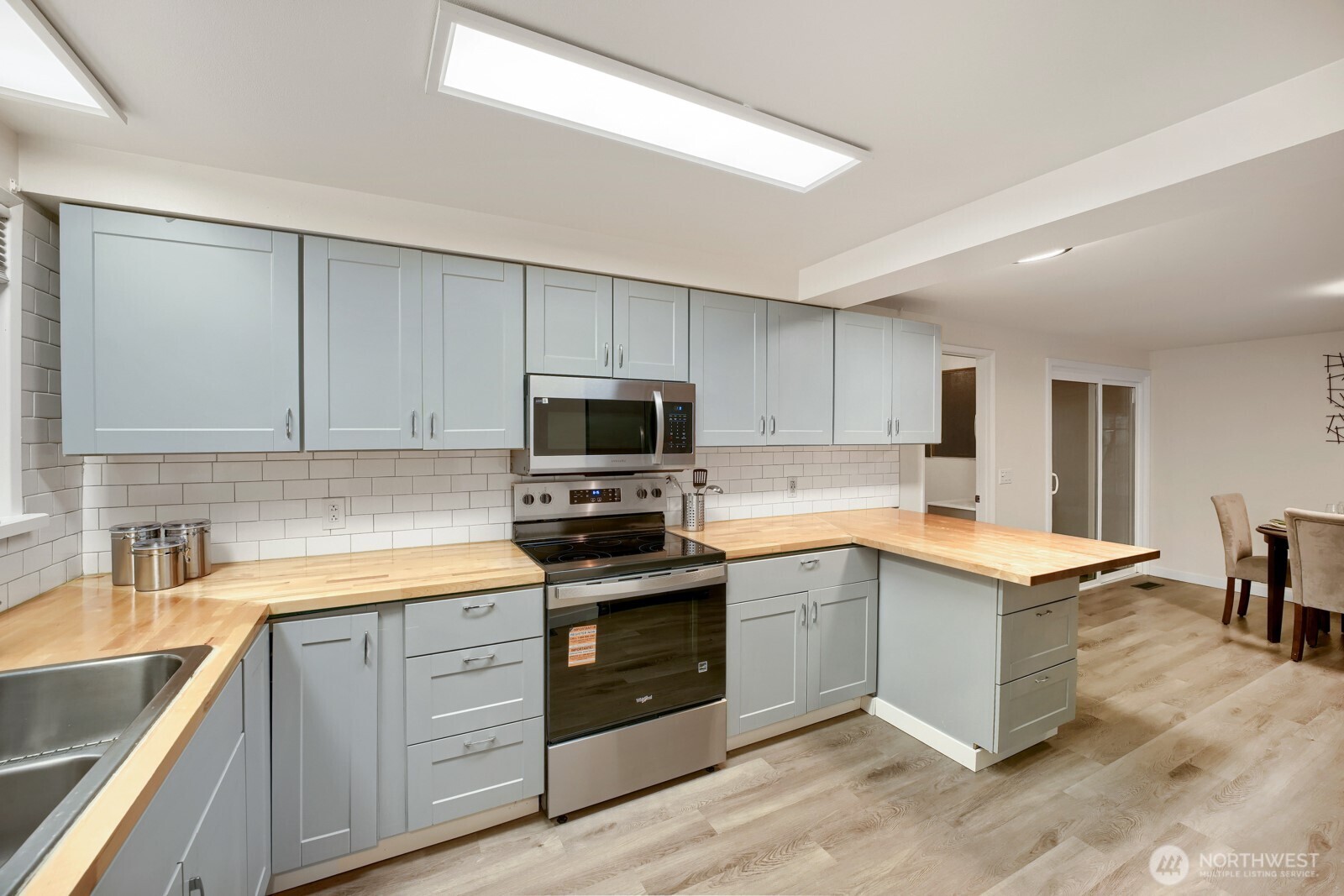 1420 E Walnut Street , Kent, WA 98030