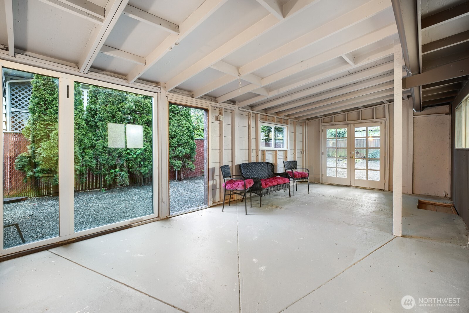 1420 E Walnut Street , Kent, WA 98030