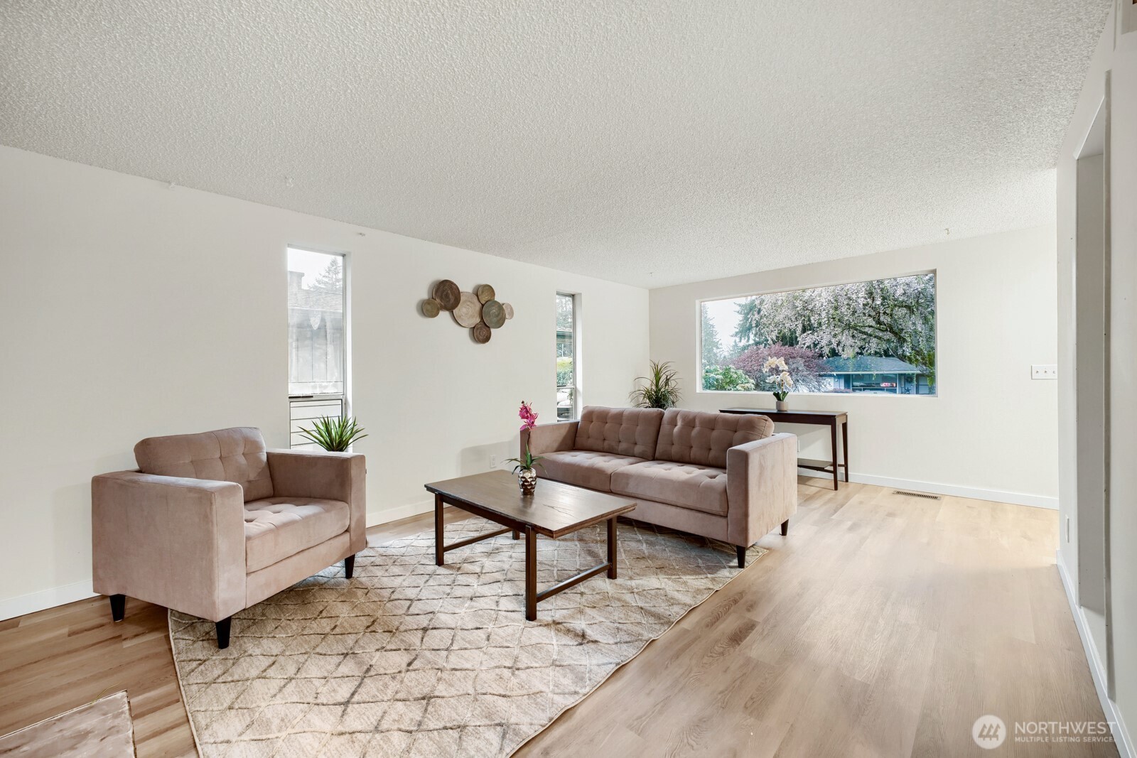 1420 E Walnut Street , Kent, WA 98030