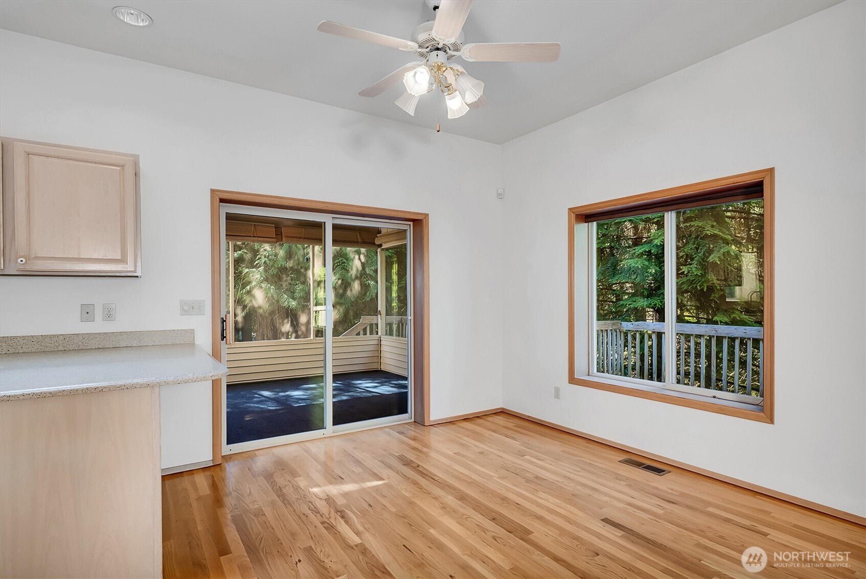 870 238th Avenue NE, Sammamish, WA 98074