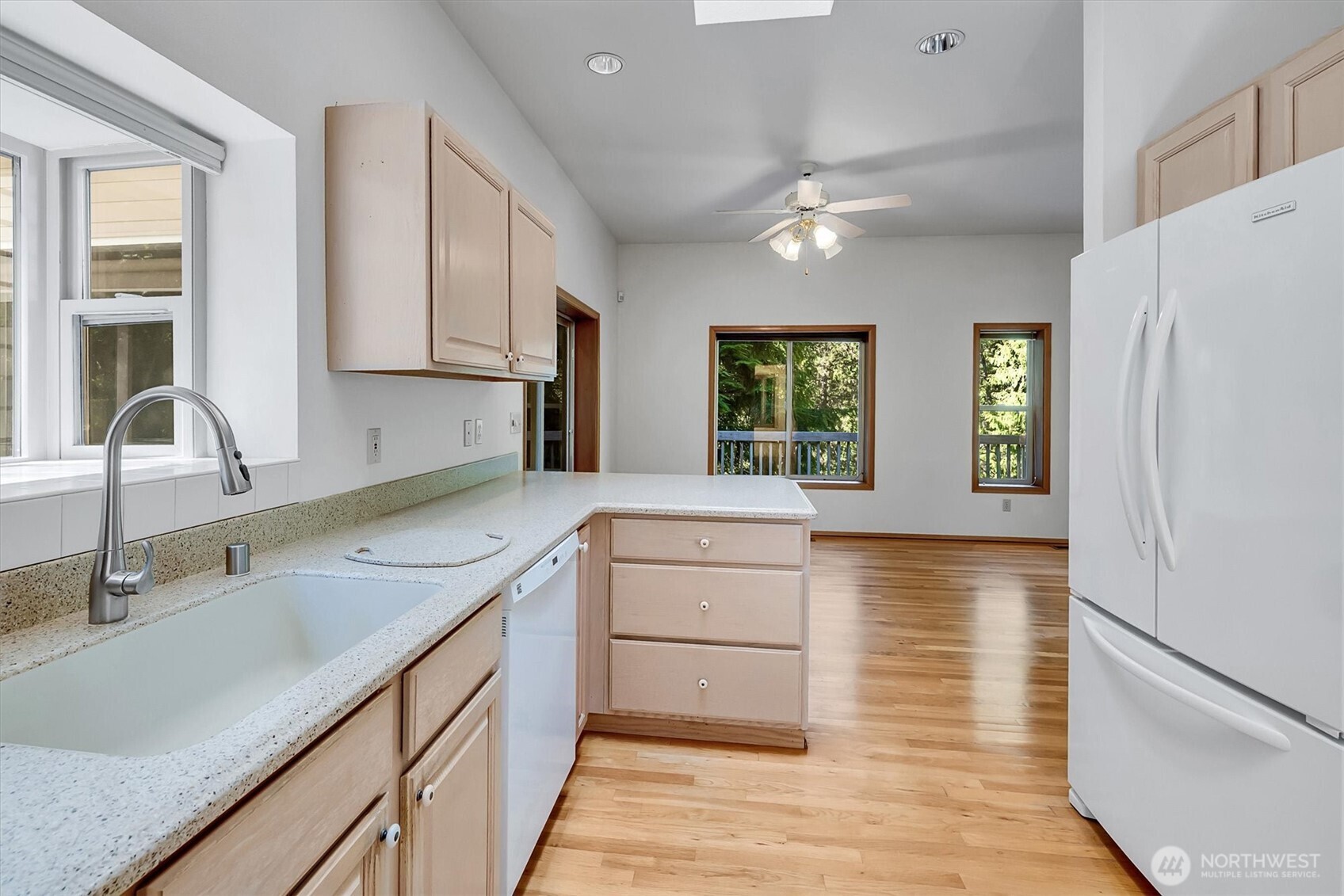 870 238th Avenue NE, Sammamish, WA 98074