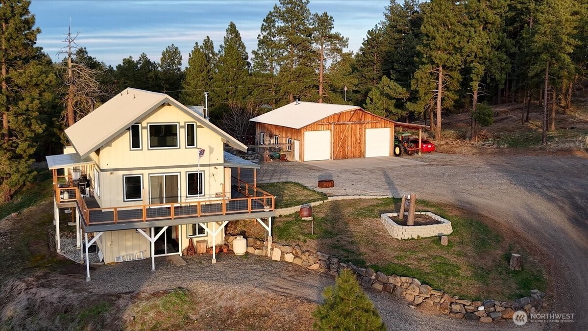 300 Sunset Way , East Wenatchee, WA 98802