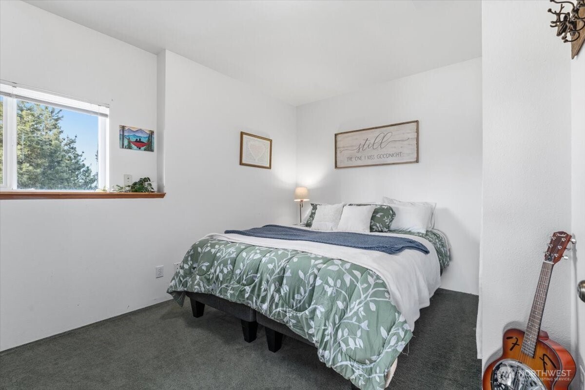 300 Sunset Way , East Wenatchee, WA 98802
