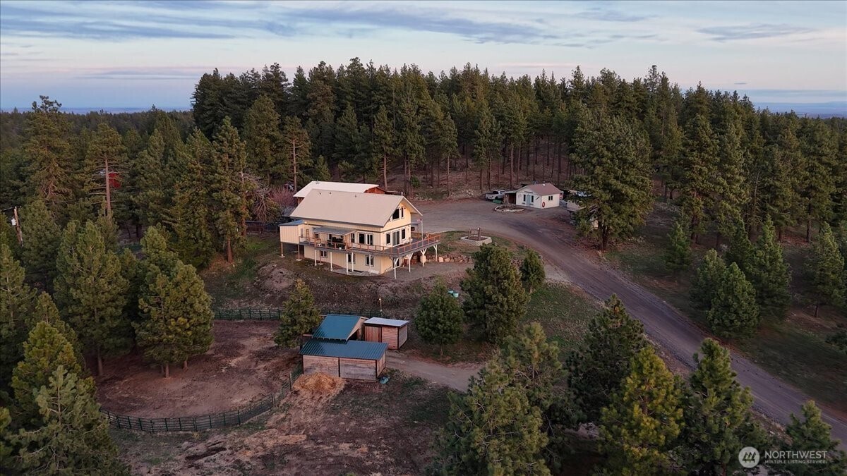 300 Sunset Way , East Wenatchee, WA 98802