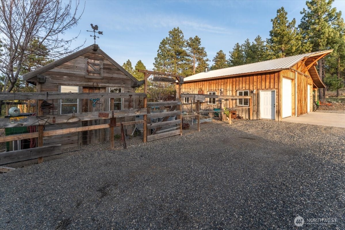 300 Sunset Way , East Wenatchee, WA 98802