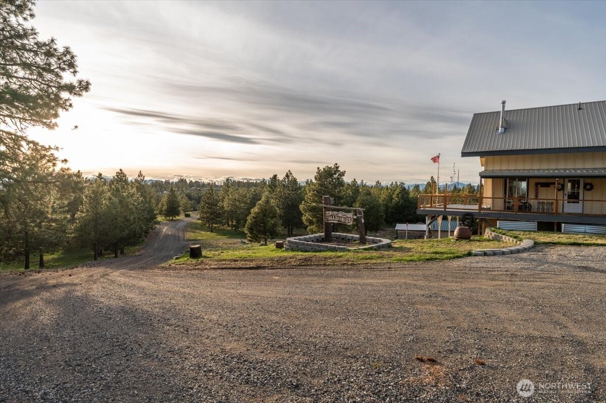 300 Sunset Way , East Wenatchee, WA 98802