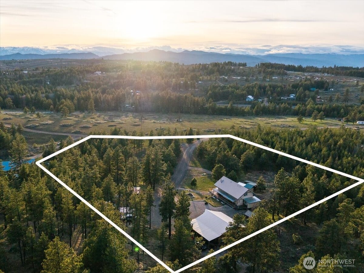 300 Sunset Way , East Wenatchee, WA 98802