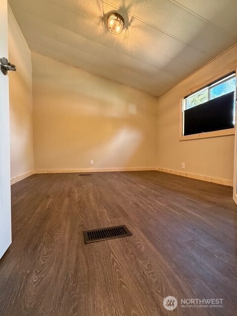 621 California Street , Shelton, WA 98584