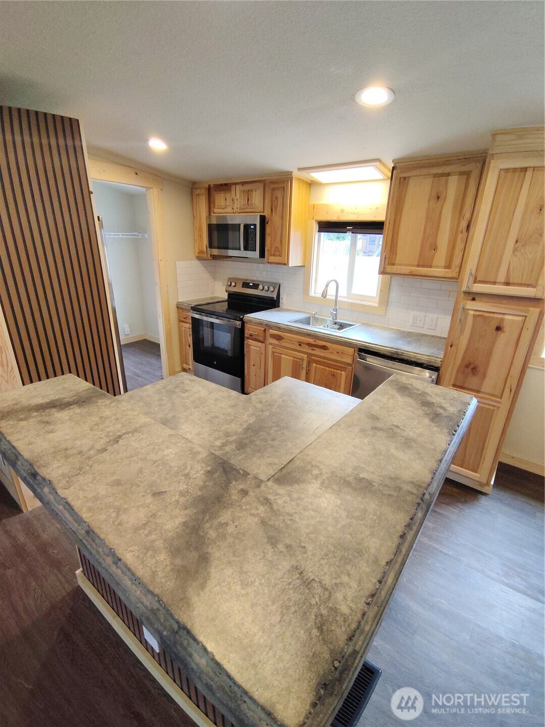 621 California Street , Shelton, WA 98584