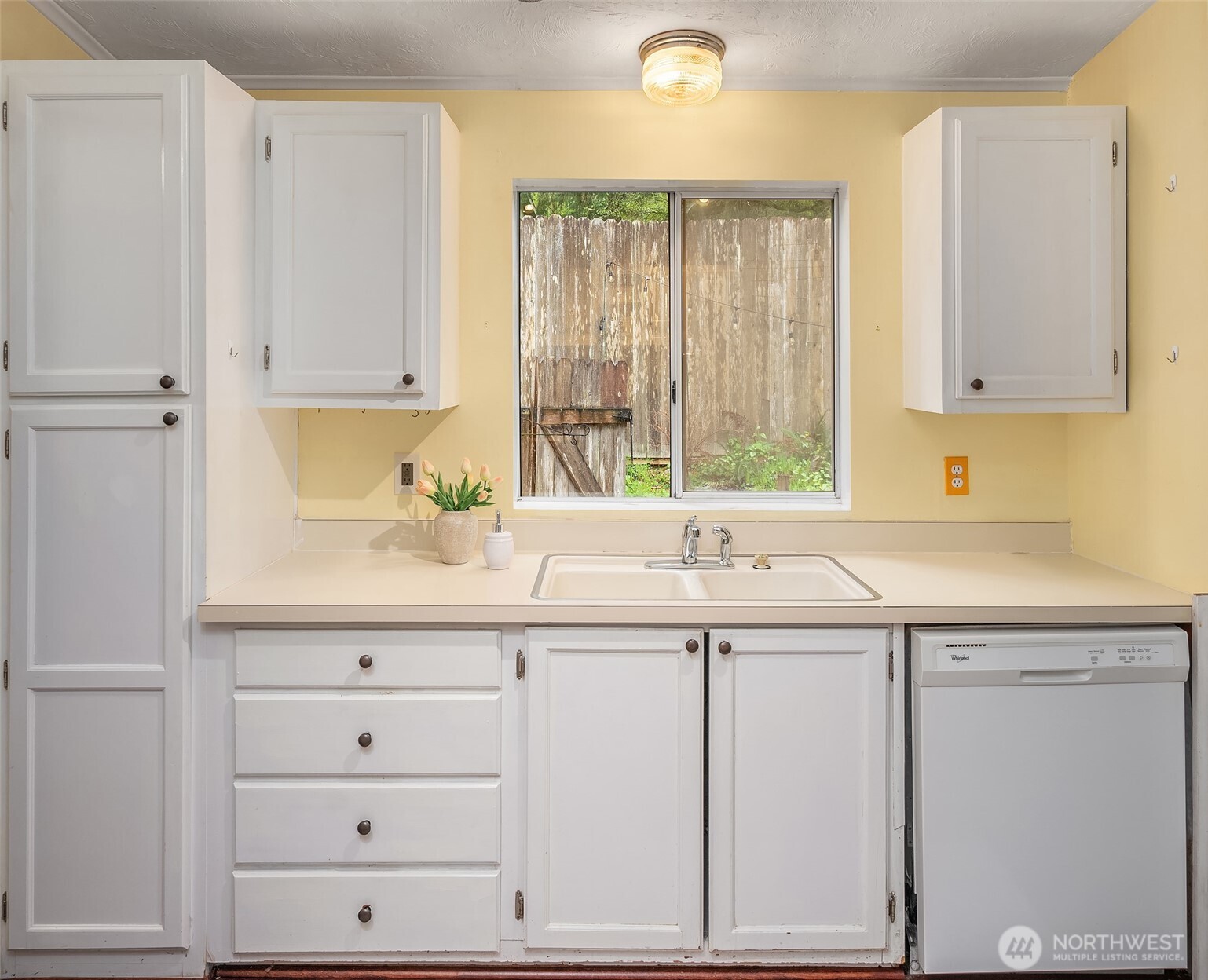 25123 120th Avenue SW, Vashon, WA 98070
