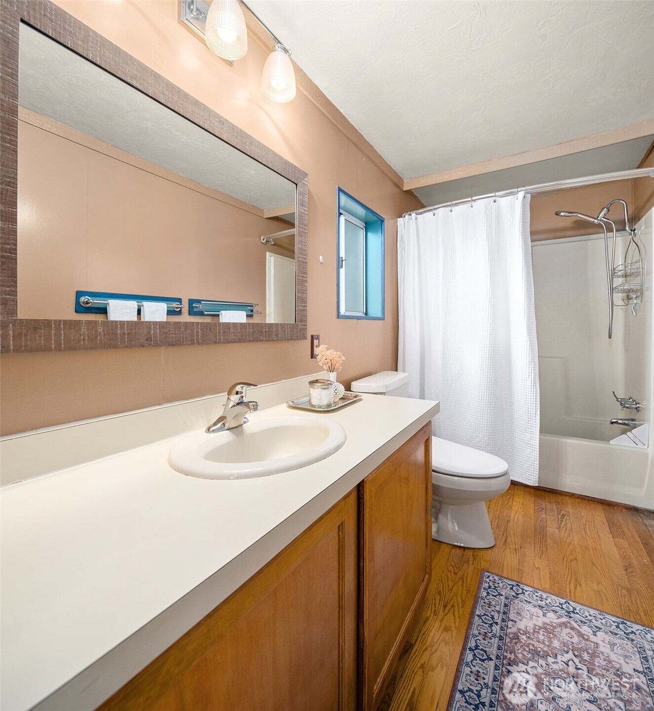 25123 120th Avenue SW, Vashon, WA 98070