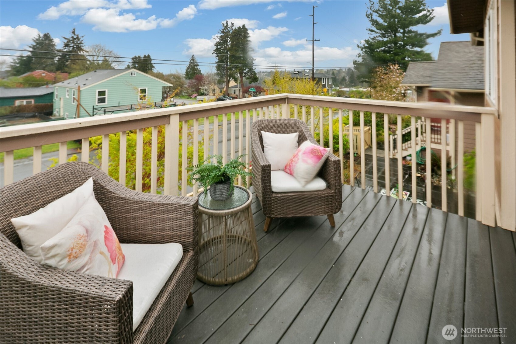 9500 Phinney Avenue N, Seattle, WA 98103