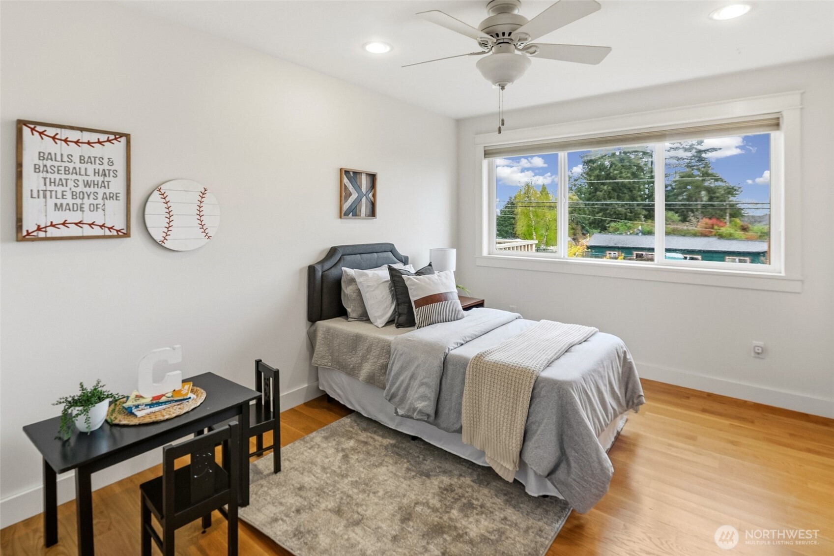 9500 Phinney Avenue N, Seattle, WA 98103