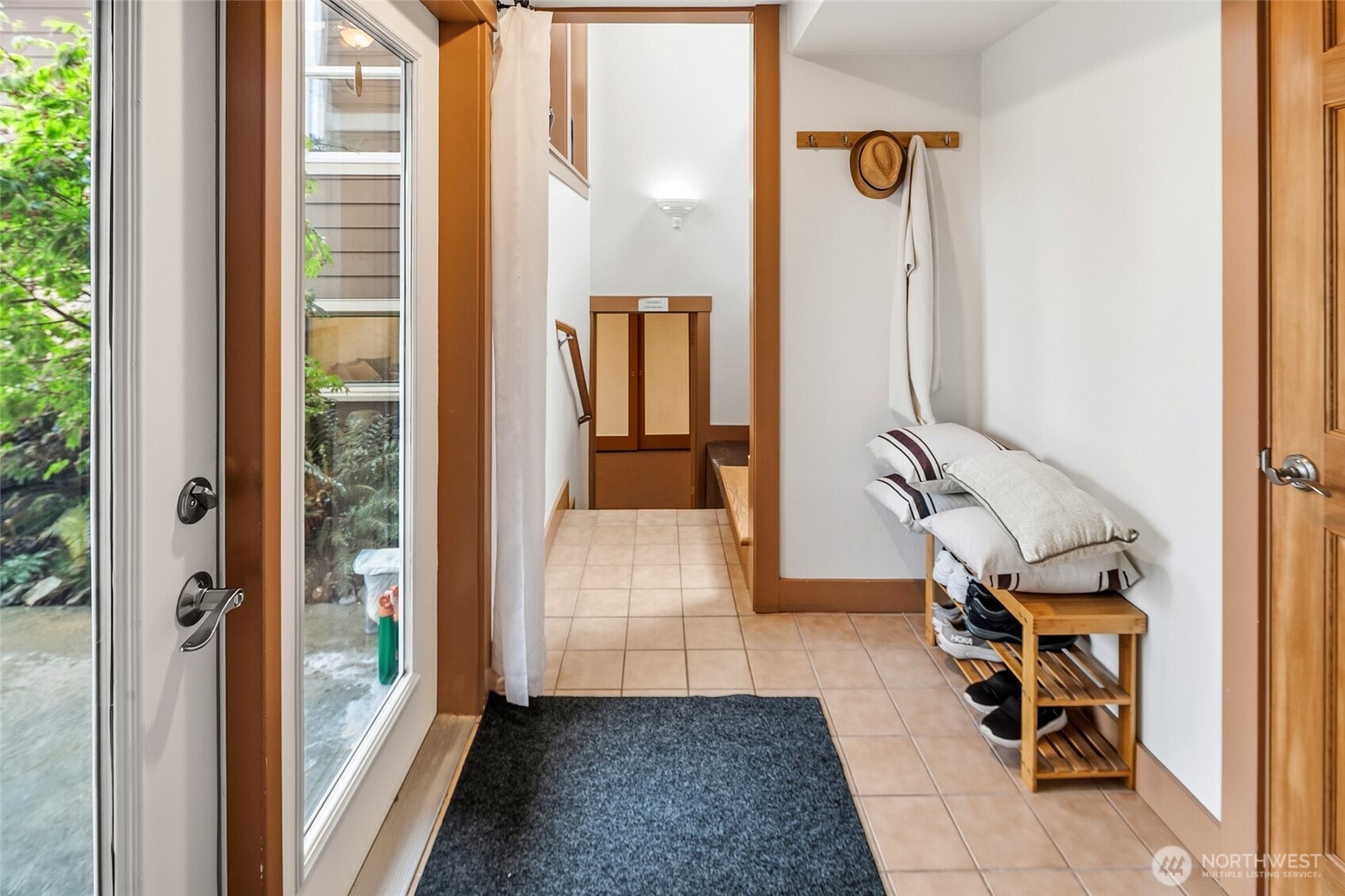 9500 Phinney Avenue N, Seattle, WA 98103